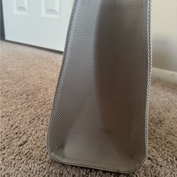 Lululemon Athletica Cream and Tan Tote - Picture 4 of 7